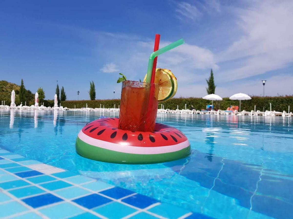 Luani-A Spa & Wellness Center Shkodër Buitenkant foto